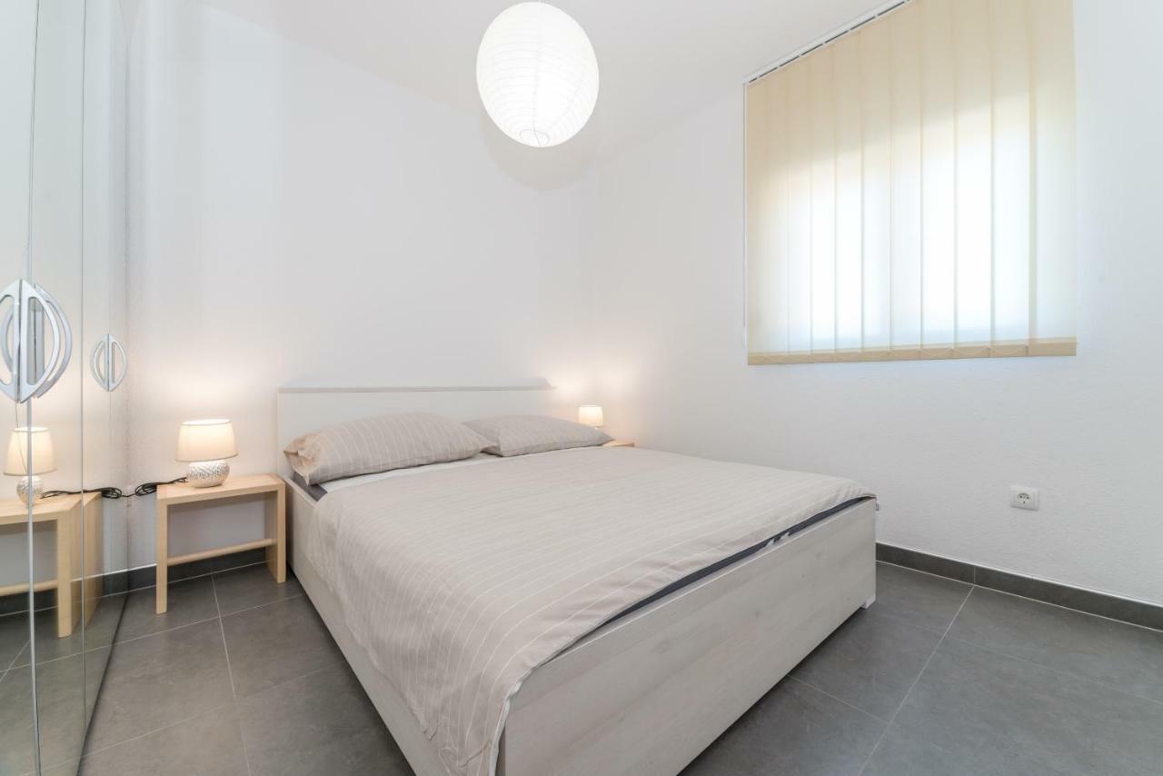 Apartments Nella Privlaka  Eksteriør bilde