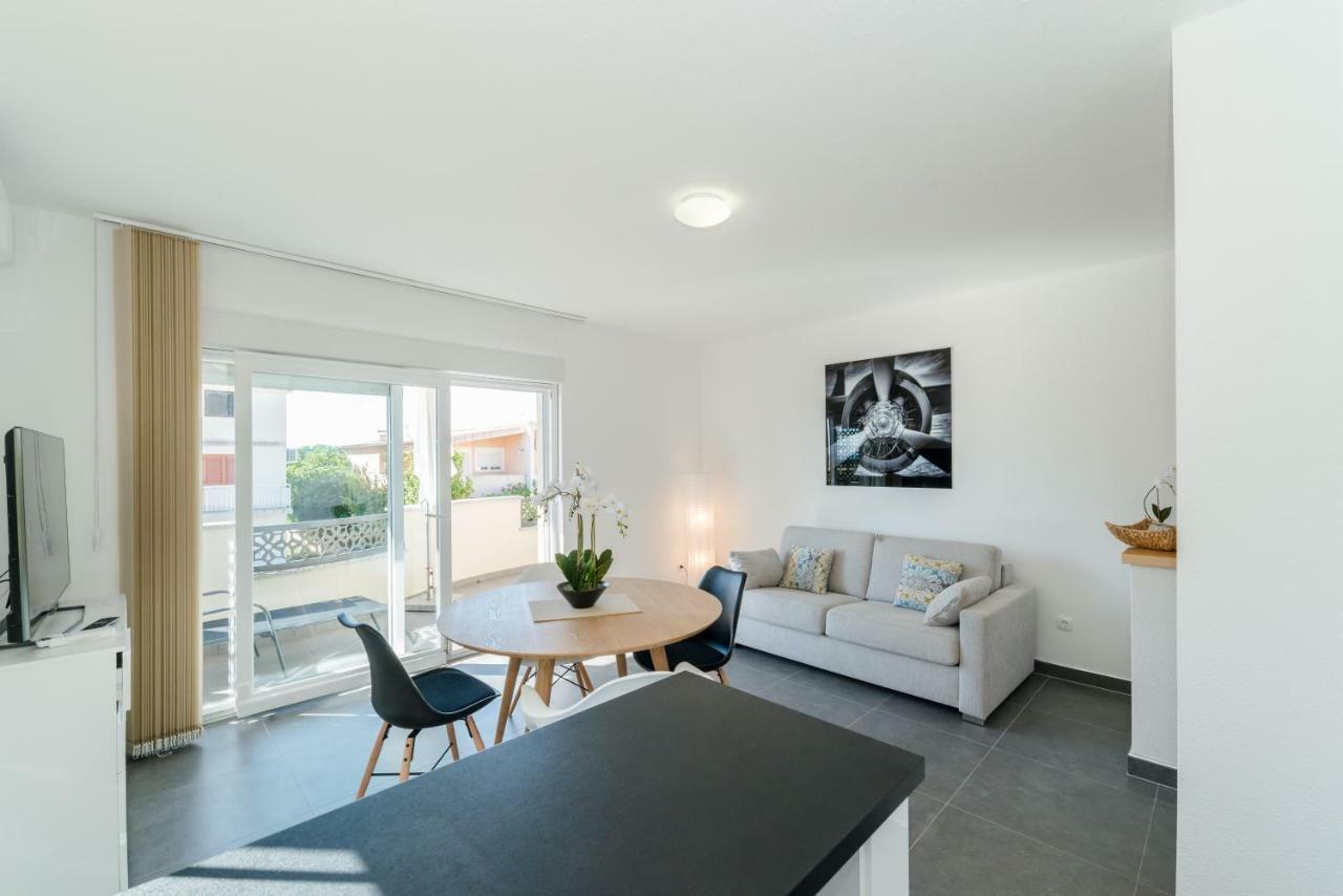 Apartments Nella Privlaka  Eksteriør bilde