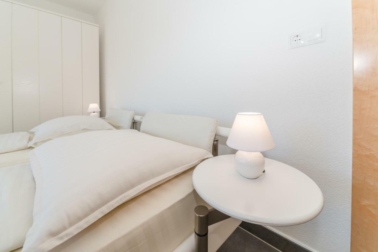Apartments Nella Privlaka  Eksteriør bilde