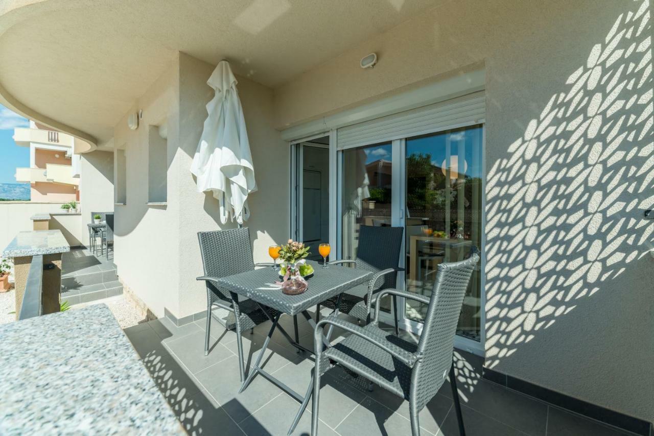 Apartments Nella Privlaka  Eksteriør bilde