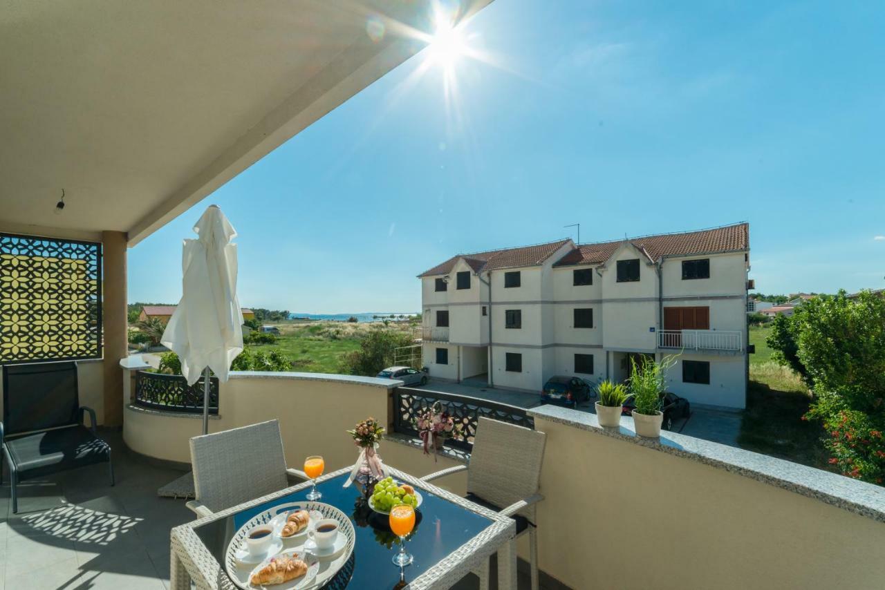 Apartments Nella Privlaka  Eksteriør bilde