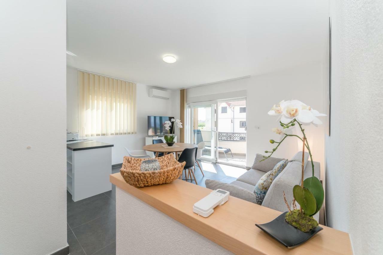 Apartments Nella Privlaka  Eksteriør bilde